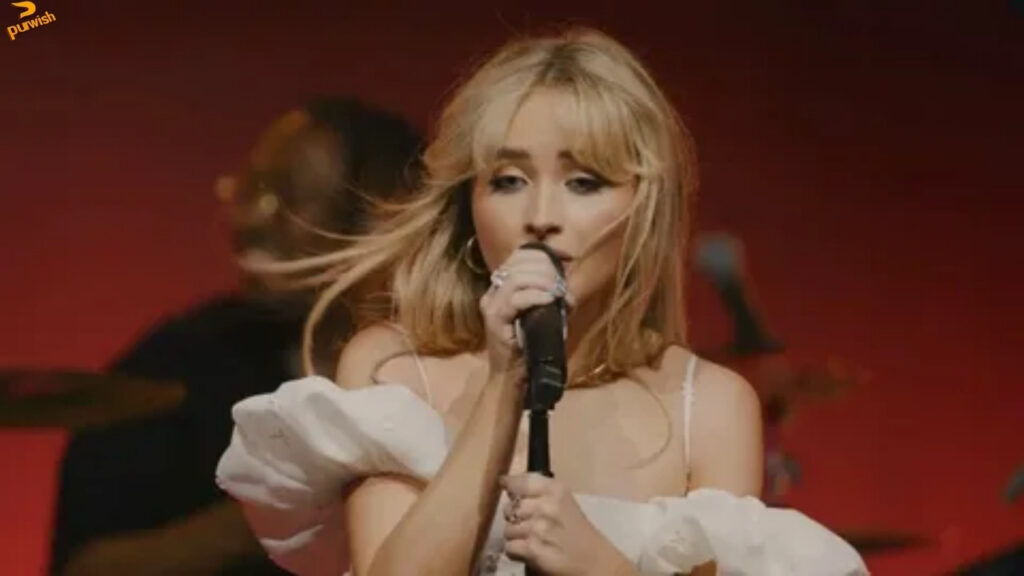 Comparing Sabrina Carpenter Height and Weight to Other Stars