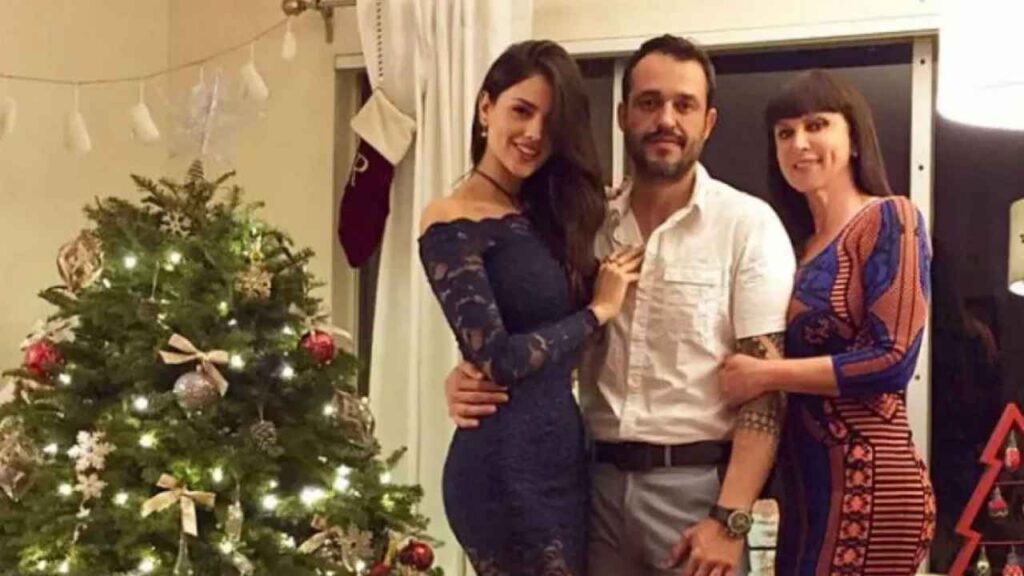 Creative Thinking Meets Strategic Discipline